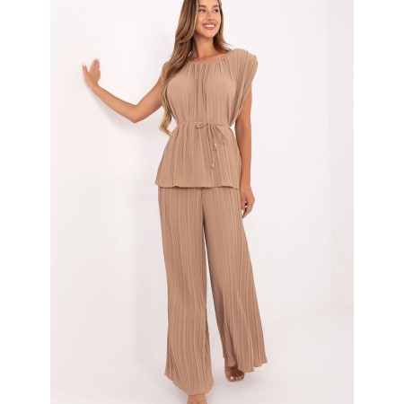 L`ensemble model 215406 Italy Moda