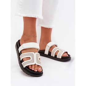 Clacquettes model 215723 Step in style