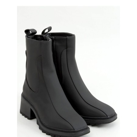 Bottes à talons model 157794 Inello