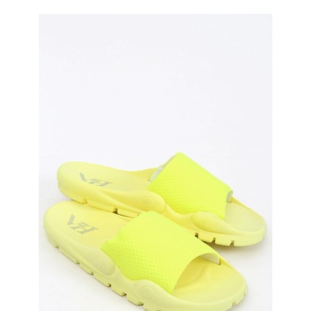 Clacquettes model 166426 Inello