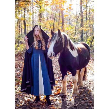 CAPES MÉDIÉVAUX & VIKINGS POUR FEMMES