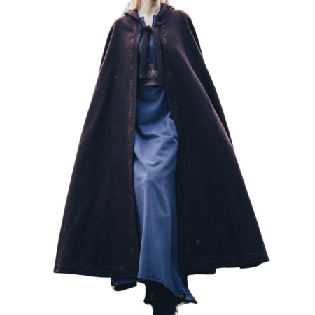 VÉTEMENTS MÉDIEVAUX ET VIKINGS POUR FILLES