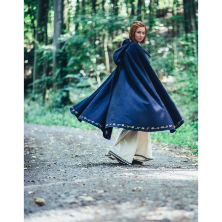 CAPES MÉDIÉVAUX & VIKINGS POUR FEMMES