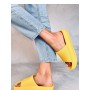Clacquettes model 180436 Inello