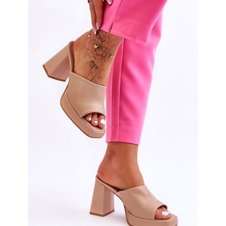 Clacquettes model 181070 Step in style