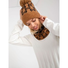 Bonnet model 185913 AT