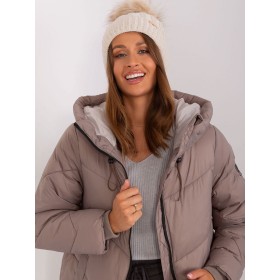 Bonnet model 187438 Rue Paris