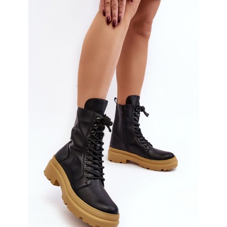 Bootie model 190521 Step in style