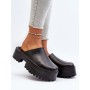 Clacquettes model 194118 Step in style