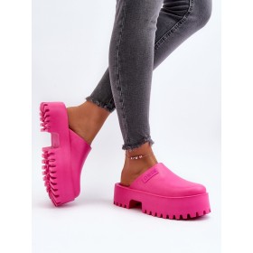 Clacquettes model 194122 Step in style