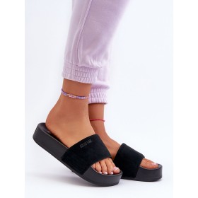 Clacquettes model 195431 Step in style