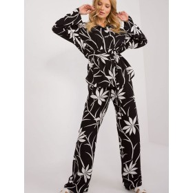 L`ensemble model 195782 Lakerta