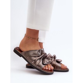 Clacquettes model 196425 Step in style