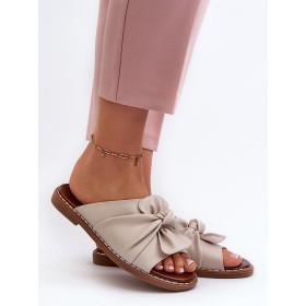 Clacquettes model 196426 Step in style