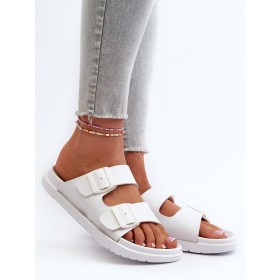 Clacquettes model 197415 Step in style