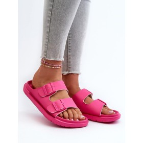 Clacquettes model 197416 Step in style