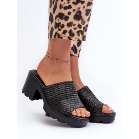 Clacquettes model 197723 Step in style