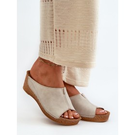 Clacquettes model 198463 Step in style