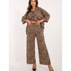 L`ensemble model 200219 Italy Moda