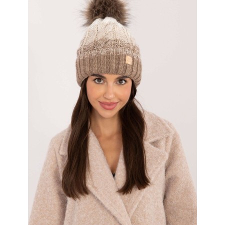 Bonnet model 201411 Rue Paris