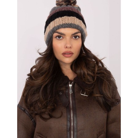 Bonnet model 203832 AT