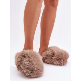 Pantoufles model 204953 Step in style