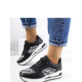 Baskets model 208045 Solea