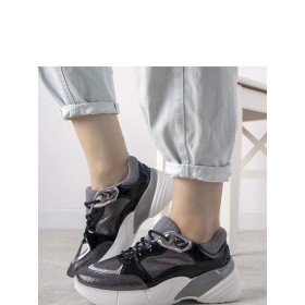 Baskets model 208053 Solea