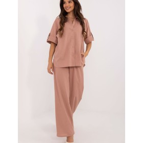 L`ensemble model 208694 Lakerta