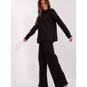 L`ensemble model 208698 Lakerta