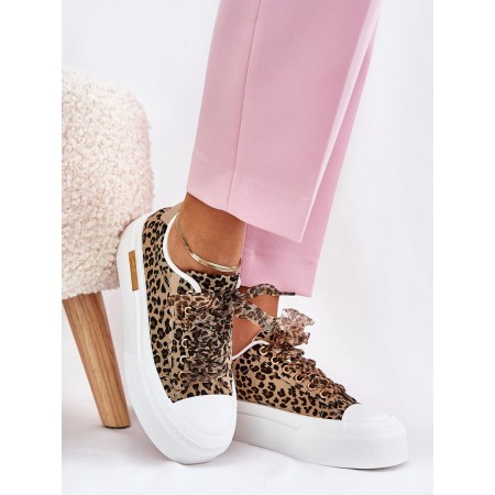 Baskets model 209815 Step in style