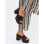 Clacquettes model 209945 Step in style