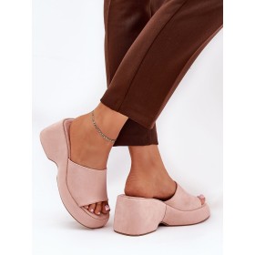 Clacquettes model 210173 Step in style