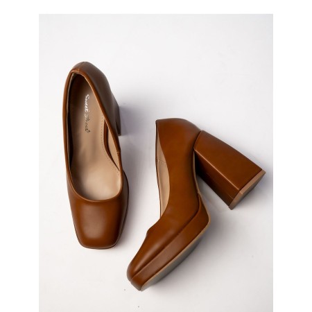 Escarpins talon large model 210549 Inello