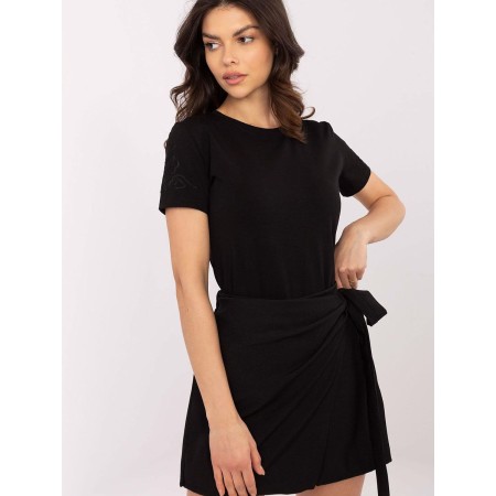 T-shirt model 210660 Relevance