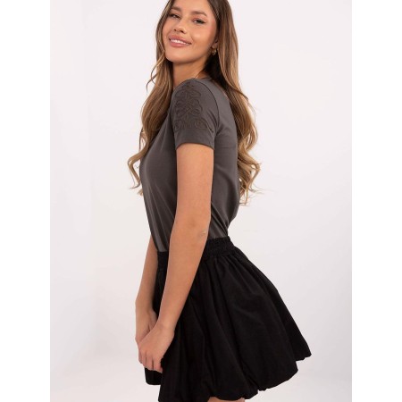 T-shirt model 210661 Relevance