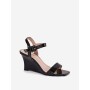 Cothurnes model 210798 Step in style