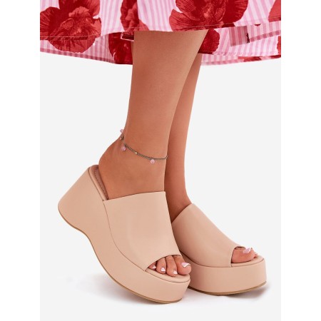 Clacquettes model 211012 Step in style