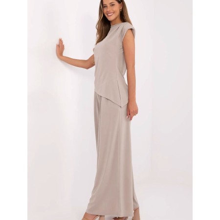L`ensemble model 211277 Italy Moda