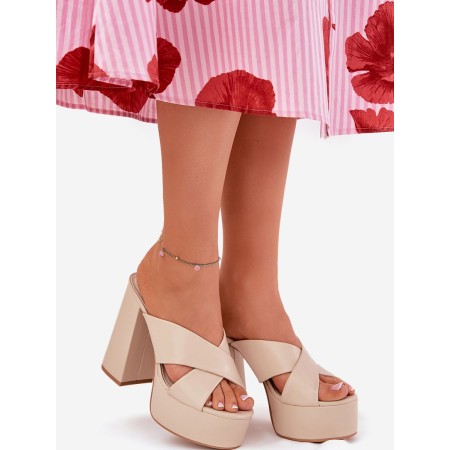 Clacquettes model 211716 Step in style