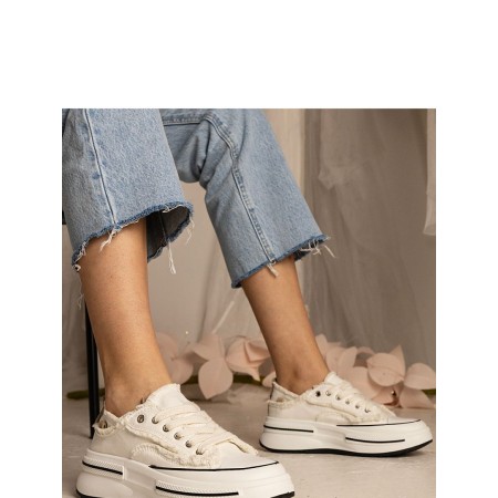 Baskets model 211786 PRIMO