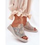 Clacquettes model 211956 Step in style