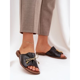 Clacquettes model 211971 Step in style