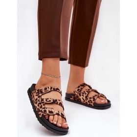 Clacquettes model 212147 Step in style