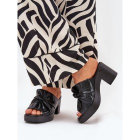 Clacquettes model 212158 Step in style