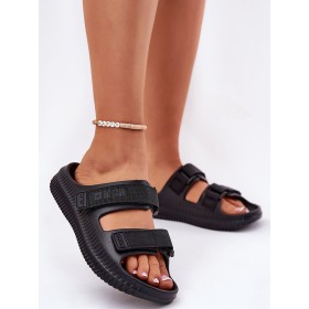 Clacquettes model 212593 Step in style