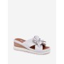 Clacquettes model 212703 Step in style