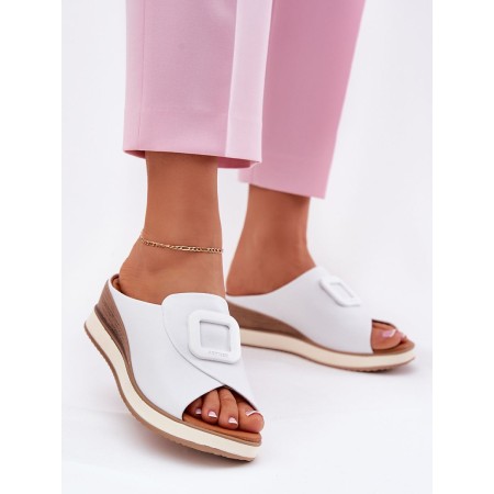 Clacquettes model 212708 Step in style
