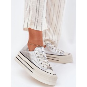 Baskets model 212730 Step in style