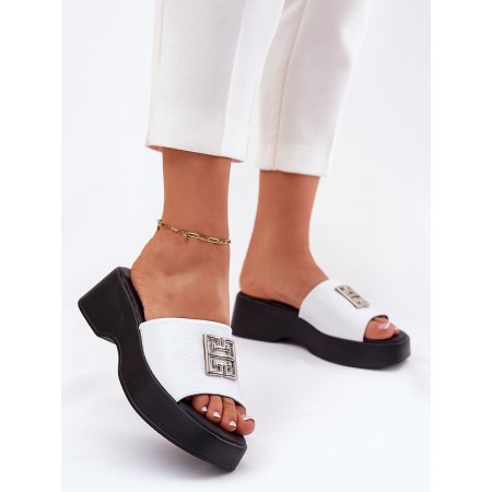 Clacquettes model 212882 Step in style
